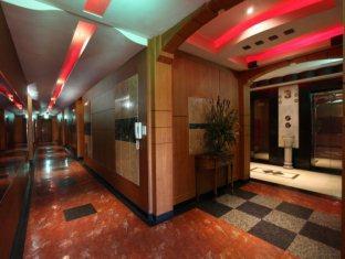 Rampart Hotel Suwon Exteriör bild